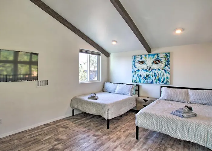 Mountain View Modern Cabin: Luxury Home! Holiday home